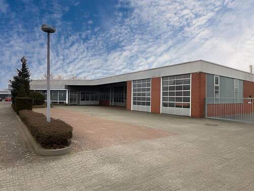 Seitenansicht - Einfamilienhaus in Genthin zum Kaufen