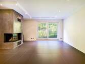 Wohnzimmer mit Kamin - 