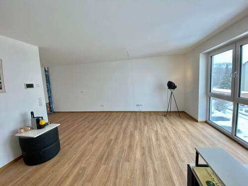 Wohnzimmer - 2 Zimmer Etagenwohnung in Ebern