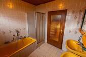Badezimmer_Wanne/Dusche_OG - 