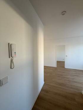 Wohnung Eingang Flur.jpg - 