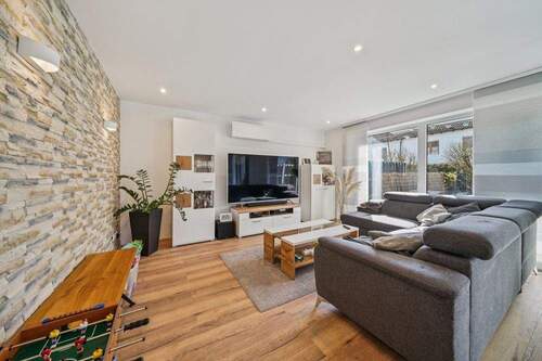 Wohnzimmer - Reihenmittelhaus mit 171,00 m&sup2; in Friedrichshafen zum Kaufen