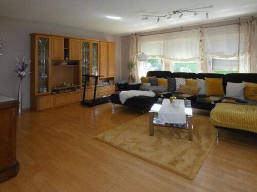 Wohnzimmer - Bungalow mit 139,00 m&sup2; in Weiden zum Kaufen