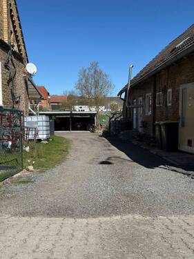 Auffahrt Gemeinschaftsweg - 