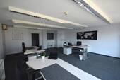 großes Büro - 