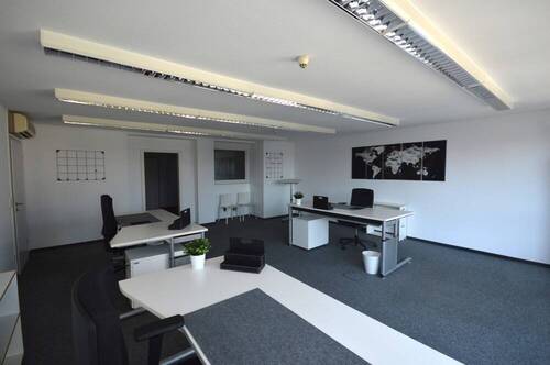 großes Büro - 