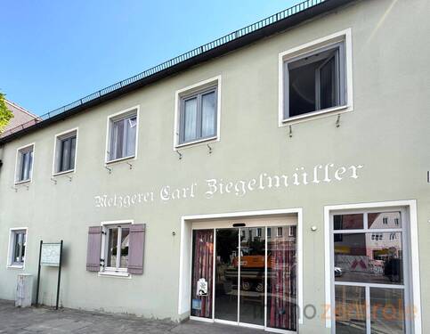 68677B44-C92F-4CFB-A3A9-2B3A9E148621_1_201_a - Zentral gelegenes Wohn- und Geschäftshausensemble in Monheim