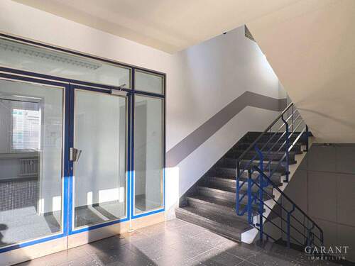 Zugang zur Büroetage - 