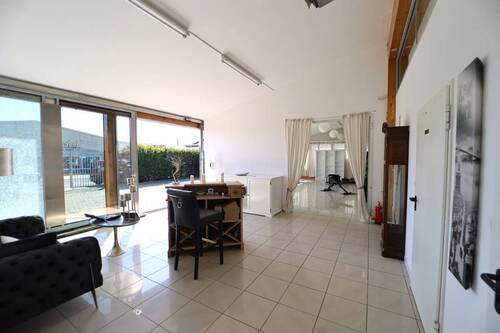 Empfang - Halle zum Kaufen in Euskirchen / Kuchenheim