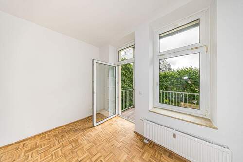 Mit Balkon - 2 Zimmer Etagenwohnung zum Kaufen in Leipzig