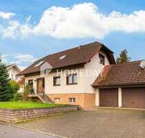 Familienfreundliches EFH mit großem Garten, Terrasse, EBK und Garagen in ruhiger Lage - Nüsttal Mittelaschenbach