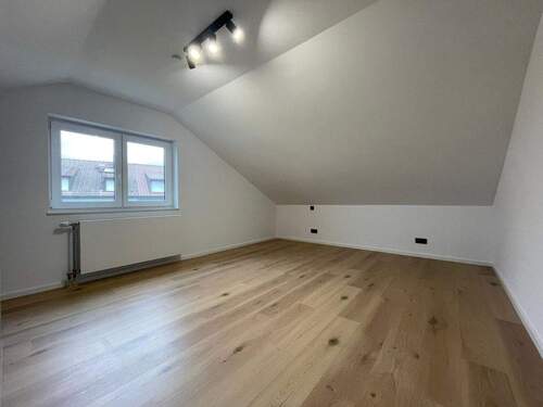 Schlafzimmer - 2 Zimmer Etagenwohnung zur Miete in Rastatt