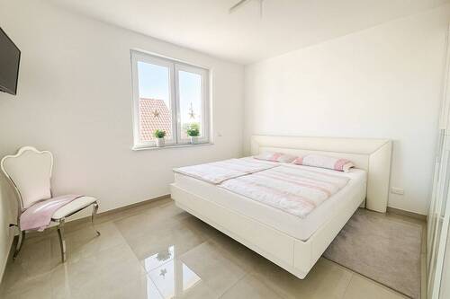 15 Schlafzimmer 1 OG - 