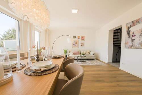 Wohnzimmer - Einziehen und wohlfühlen im sanierten Reihenhaus