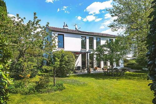 Ansicht - Traumhaus mit schönem Garten. Beste Lage mit Stil & Weitblick.