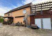 Hofansicht - Charmantes Einfamilienhaus in idyllischer dörflicher Lage von Poppendorf