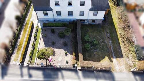 Drohnenansicht - 8 Zimmer Mehrfamilienhaus, Wohnhaus zum Kaufen in Rodewisch