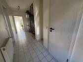 Eingangsbereich - 5 Zimmer Reihenendhaus zum Kaufen in Sehnde