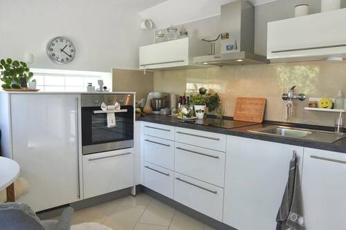 Küche Wohnung 1. OG - 9 Zimmer Mehrfamilienhaus, Wohnhaus in Fröndenberg