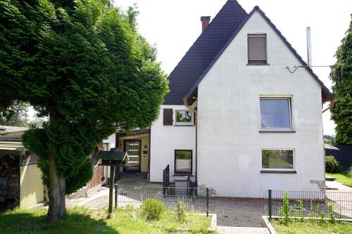 Hausansicht - Mehrfamilienhaus, Wohnhaus mit 208,00 m² in Fröndenberg zum Kaufen