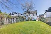 Gartenansicht - 6 Zimmer Doppelhaushälfte zum Kaufen in München