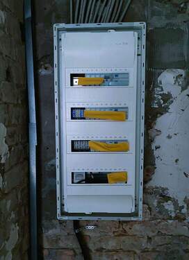 Stromkasten instaliert - 