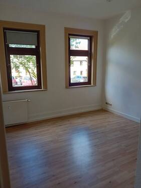 thumbnail_7e181abc-3b04-4b09-91e1-5cc31ff451e5.jpg - Etagenwohnung mit 28,00 m² in Elgersburg zur Miete