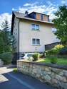 Straßenansicht - 6 Zimmer Mehrfamilienhaus, Wohnhaus in Ludwigsstadt