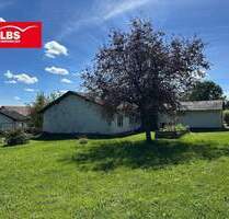 +++RESERVIERT+++ Sanierungsbedürftiger Bungalow auf traumhaften Grundstück- in bester Wohnlage von Bad Birnbach in Niederbayern