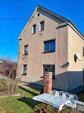 seitliche Sicht - 7 Zimmer Einfamilienhaus in Elsterberg