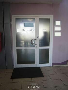 Zugang zur Mietfläche - Büro zur Miete in Karlsruhe