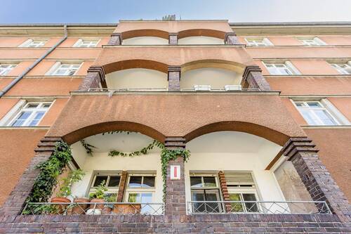 Balkon - Etagenwohnung mit 63,30 m&sup2; in Berlin zum Kaufen