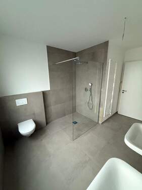 Bild 3 - 5 Zimmer Etagenwohnung in Bissendorf