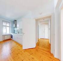 Bezugsfreie Wohnung im Altbau mit Dielen nahe Rosenthaler Platz - Berlin Mitte
