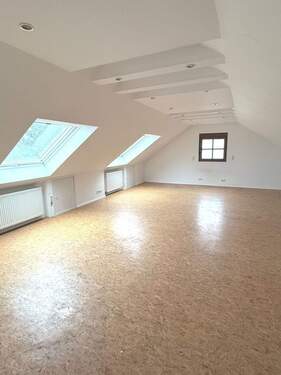 Dachstudio Wohnung 1.OG - 