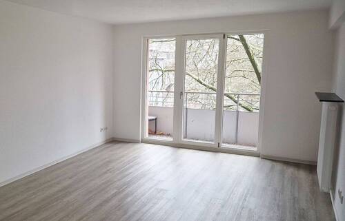 Wohnen/Zug. Balkon - 2 Zimmer Etagenwohnung zur Miete in Aachen