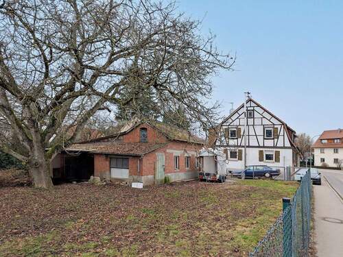 Grundstück mit Scheunen - Grundstück zum Kaufen in Affalterbach