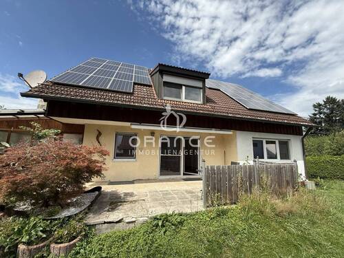 Objektbild - *** Baugrundstück mit Altbestand und Baugenehmigung (4 RH) in guter Lage von Fahrenzhausen ***