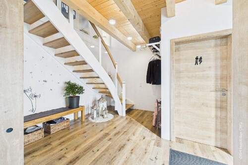 Eingangsbereich - 8 Zimmer Einfamilienhaus in Wingst