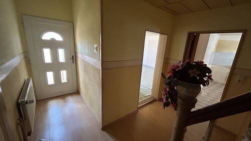 4 - Flur HH - Einfamilienhaus mit 124,00 m&sup2; in Schraplau zum Kaufen