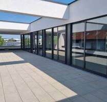 Neubau Dachgeschoss Gewerbefläche in werbewirksamer Lage von Friedrichshafen