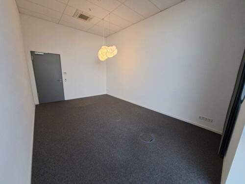 Helles Büro mit 22 m² Fläche_2 - 