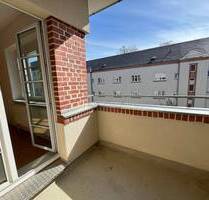 Großzügige 2 Zimmer Wohnung, optimal für Studis | EBK inkl. - Chemnitz Bernsdorf