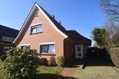 Einfamilienhaus - Solides Einfamilienhaus mit Garage in ruhiger Wohnstraße in Twistringen