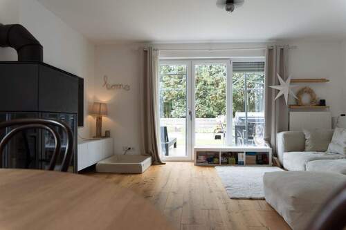 Wohnzimmer - 5 Zimmer Doppelhaushälfte in Köln