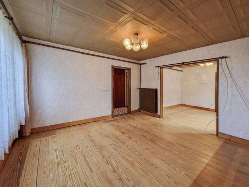 Wohnzimmer im Erdgeschoss - 4 Zimmer Einfamilienhaus in Lehe