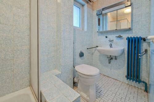 Badezimmer im Erdgeschoss - 