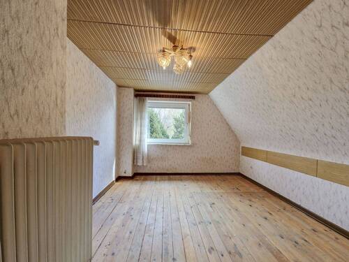 Schlafzimmer im Dachgeschoss - 