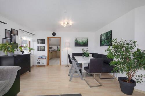 Essbereich - Ihr neues Zuhause unter dem Dach - Dachgeschosswohnung mit Gartenfreude und sonniger Terrasse!