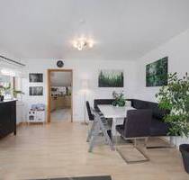 Ihr neues Zuhause unter dem Dach - Dachgeschosswohnung mit Gartenfreude und sonniger Terrasse! - Mühlacker / Enzberg